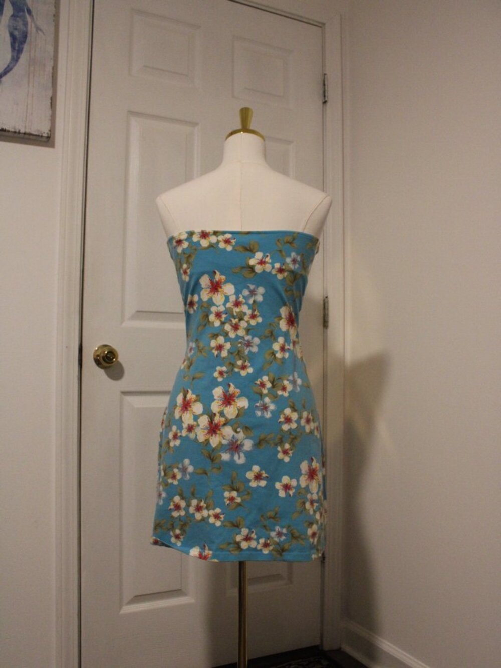 Flower Drift Strapless Mini Dress - Picture 5 of 5